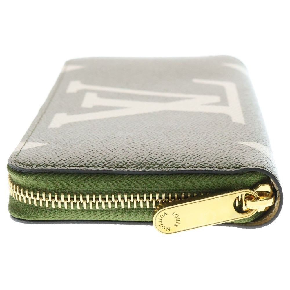 LOUIS VUITTON(ルイヴィトン) モノグラムジャイアント ジッピーウォレット バイカラー グリーン×ベージュ レザー 長財布 M67549