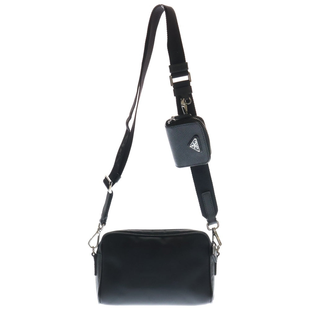 PRADA(プラダ) Re-Nylon ロゴ三角プレート ショルダーバッグ ボディバッグ ブラック シルバー金具 ナイロン×レザー 2VH172