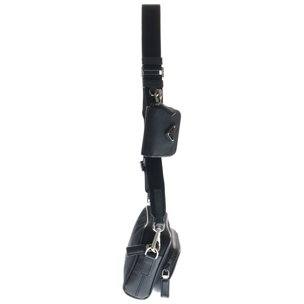 PRADA(プラダ) Re-Nylon ロゴ三角プレート ショルダーバッグ ボディバッグ ブラック シルバー金具 ナイロン×レザー 2VH172