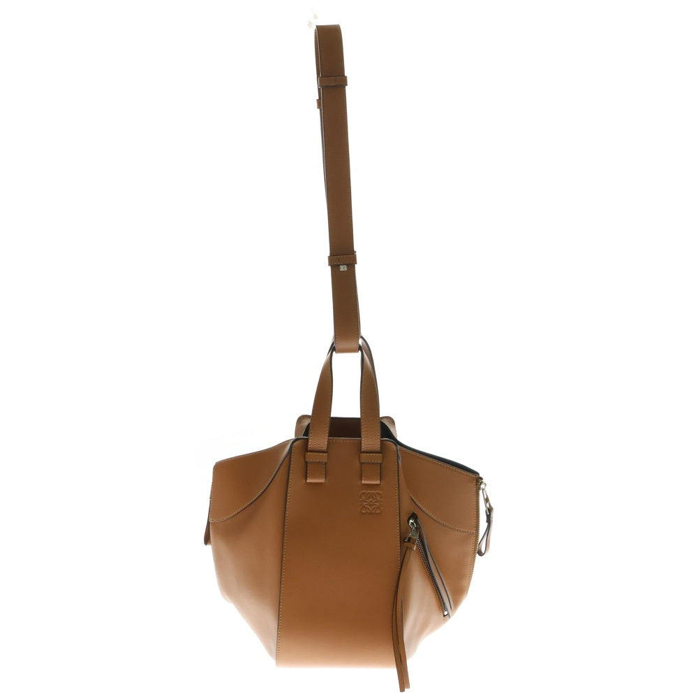 LOEWE(ロエベ) ハンモック スモール アナグラムロゴ タン レザー 2WAY ハンド ショルダーバッグ シルバー金具 ブラウン 387.30.S35