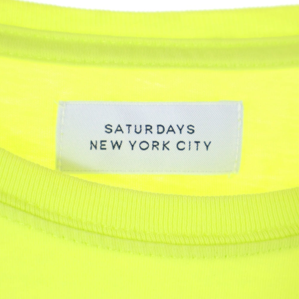 SATURDAYS SURF NYC(サタデイズサーフエヌワイシー) フロントロゴプリント半袖Tシャツ ネオンイエロー 蛍光