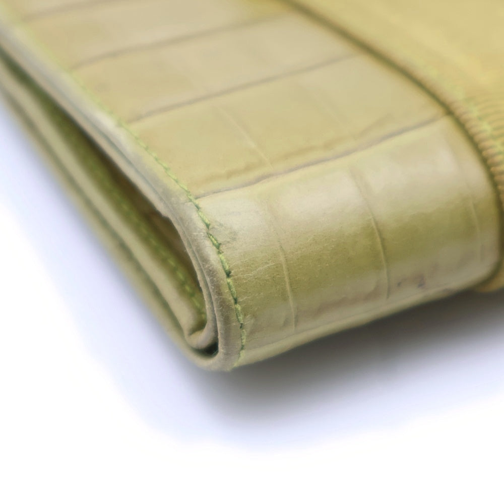 Salvatore Ferragamo(サルヴァトーレ フェラガモ) 型押しクロコ 二つ折り財布 コンパクトウォレット コインケース イエローグリーン レザー