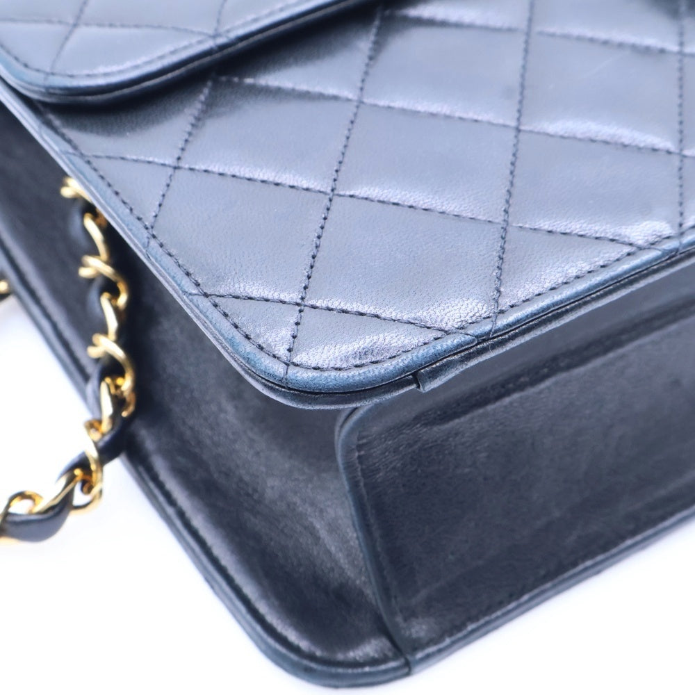 CHANEL(シャネル) マトラッセ チェーンショルダーバッグ プッシュロック ブラック ラムスキン ゴールド金具