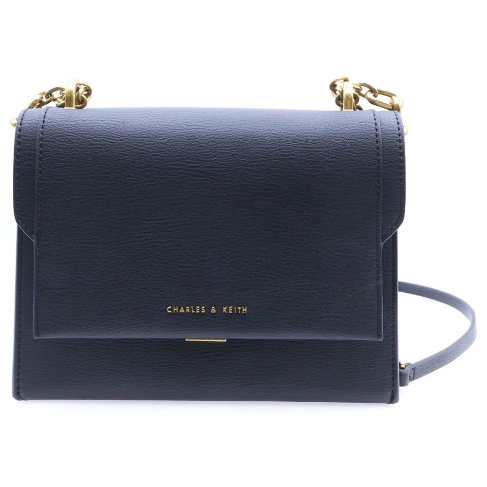 CHARLES&KEITH(チャールズ＆キース) ロゴ レザーチェーンショルダーバッグ ブラック/ゴールド