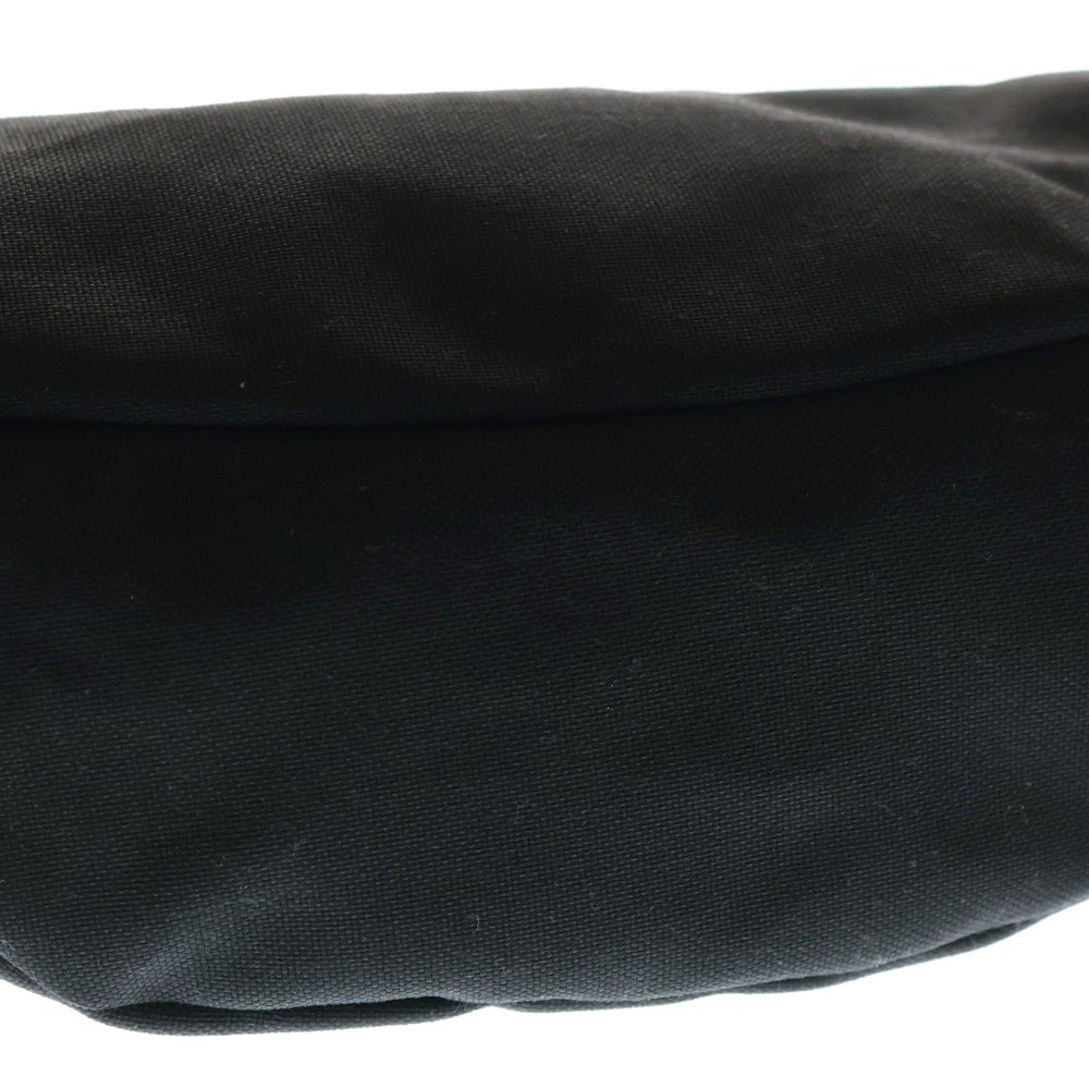 Maison Margiela 11(メゾンマルジェラ11) キャンバス バムバッグ 4ステッチ ボディー ショルダーバッグ ブラック S55WB0010