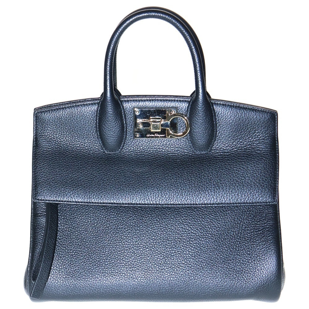 FERRAGAMO(フェラガモ) ガンチーニ 2wayハンドバッグ ショルダーバッグ ブラック ゴールド金具 レザー