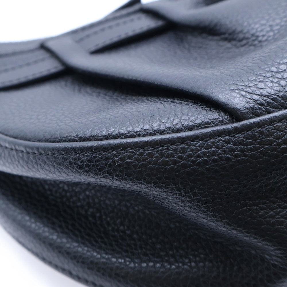 LONGCHAMP(ロンシャン) ベルトデザイン レザー ギャザー ワンショルダーバッグ シルバー金具 ブラック