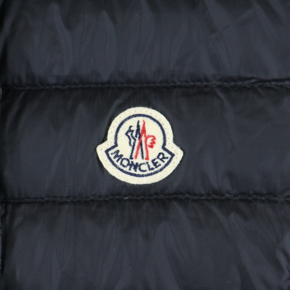 MONCLER(モンクレール) 19SS LIANE リアーネ ワッペンロゴ スナップボタン ライト ダウン ベスト ジレ ブラック E10934830399 53048