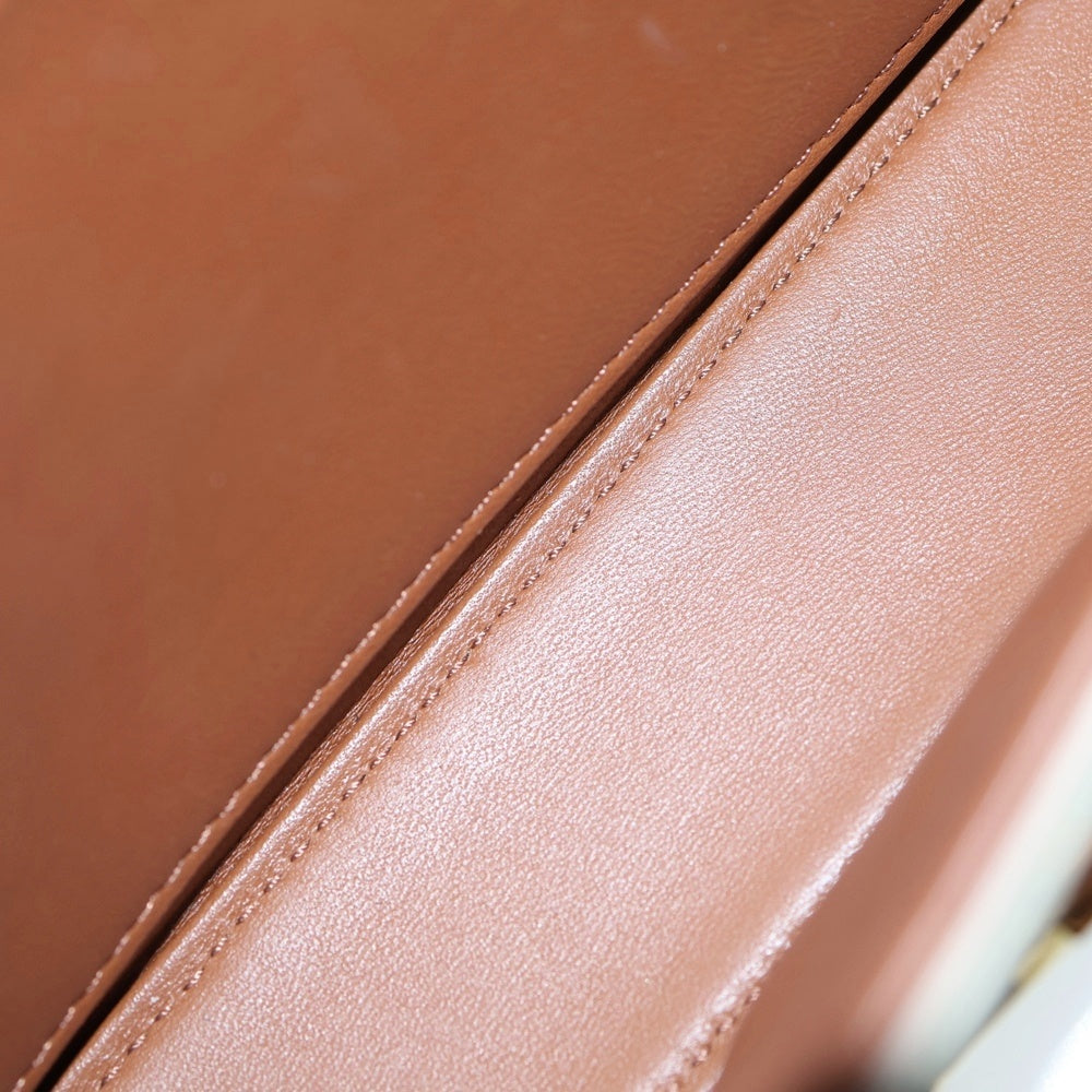 CELINE(セリーヌ) トリオンフ クロード ショルダーバッグ ホワイト×ブラウン PVC レディース