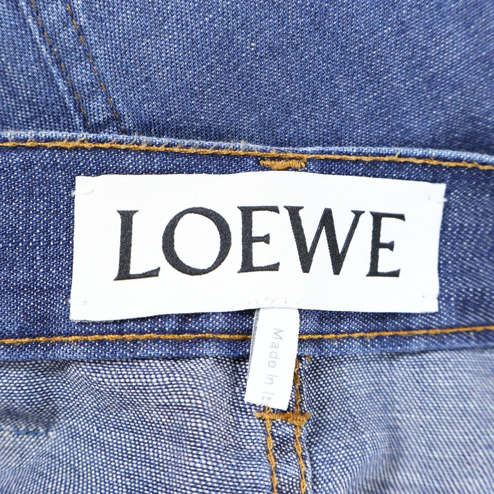 LOEWE(ロエベ) 24SS バルーントラウザーズ 裾ボタン ロゴレザーパッチ デニムパンツ ジーンズ インディゴブルー S359Y11XC2
