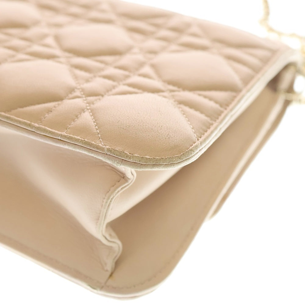 Christian Dior(クリスチャンディオール) カナージュ チェーンウォレット ショルダーバッグ ミニバッグ 財布 ピンクベージュ レザー ゴールド金具