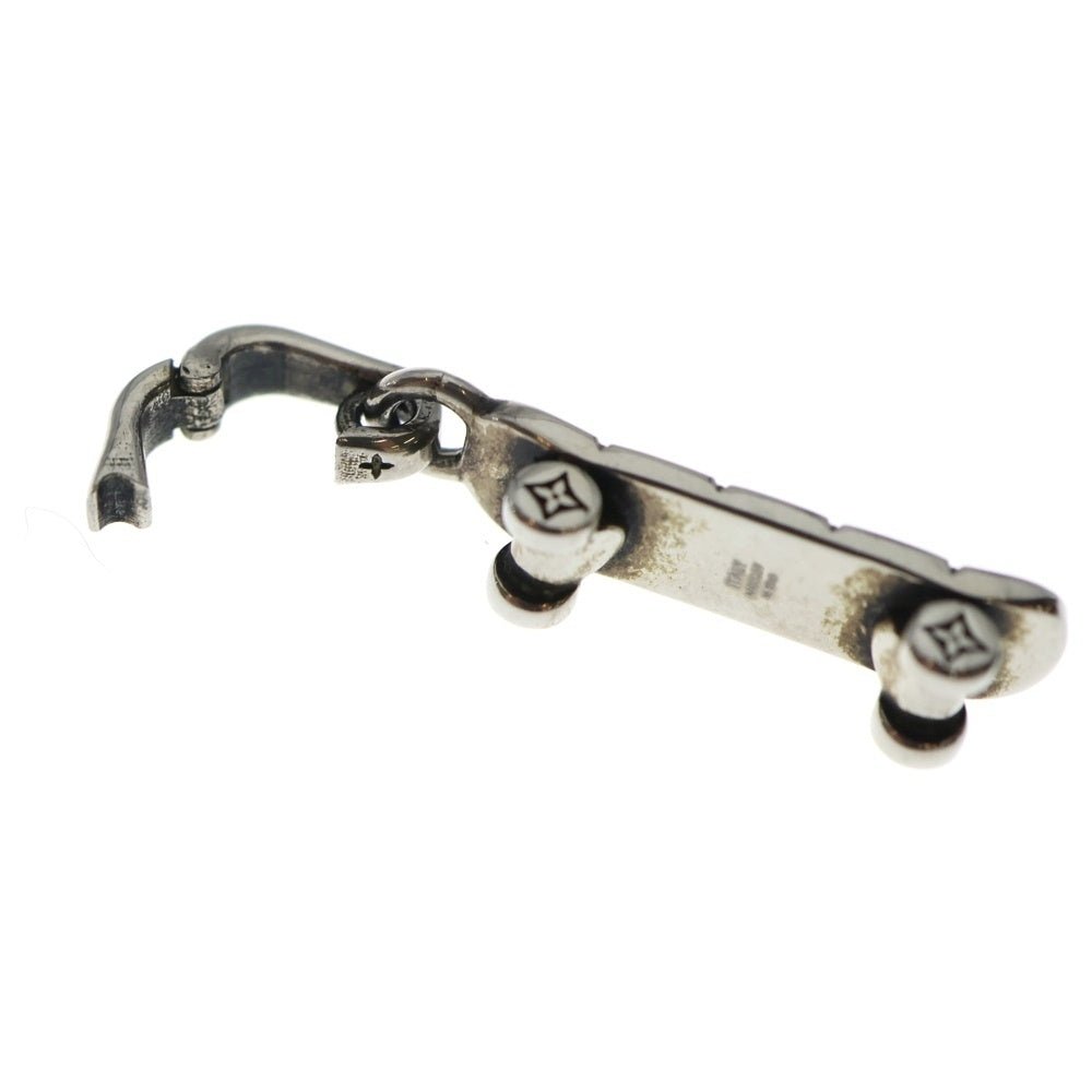 LOUIS VUITTON(ルイヴィトン) チャーム・LV スケートボード シルバー ペンダントトップ M03089 レディース