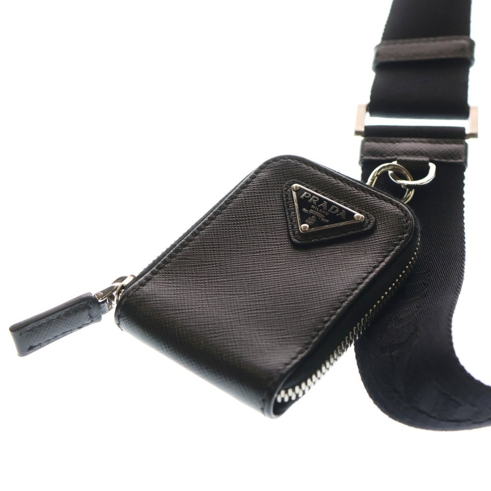 PRADA(プラダ) RE-NYLON リナイロン トライアングルロゴプレート