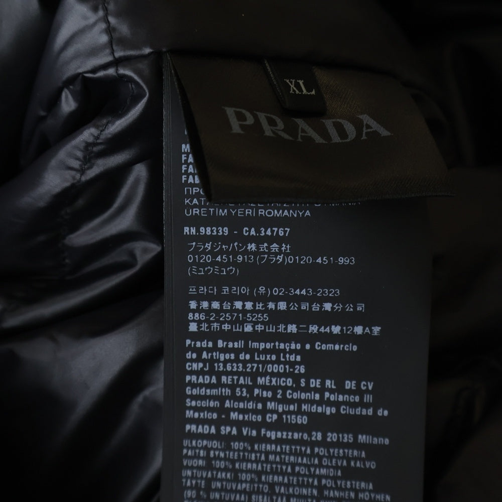 PRADA(プラダ) 24AW ワッペンロゴ テクニカルファブリック フーデッド ジップアップ ダウンジャケット ブラック SGC689