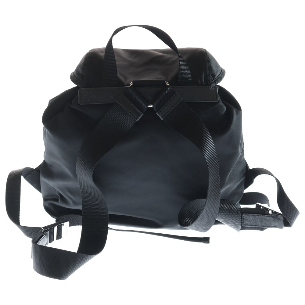 PRADA(プラダ) トライアングルロゴプレート テスートナイロン サフィアーノレザー ドローストリング バックパック リュックサック ブラック 1BZ005 レディース