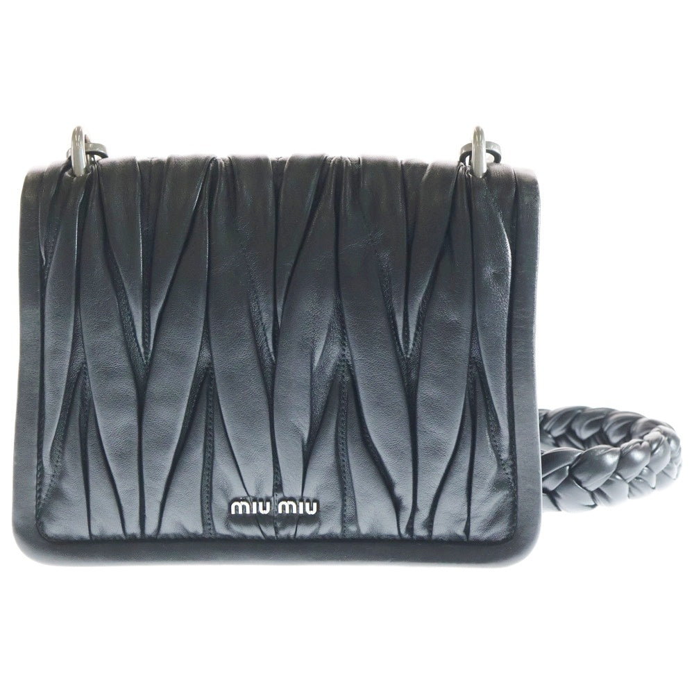 miumiu(ミュウミュウ) マテラッセ ツイスト チェーンショルダーバッグ ブラック レザー 5BD049 レディース