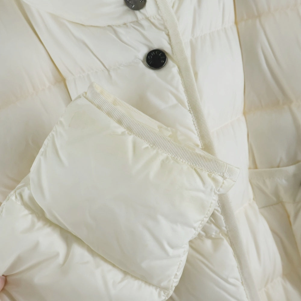 MONCLER(モンクレール) 23AW HIRMA ナイロン フーデッド ダウンジャケット ロングコート ホワイト I20931C00022 レディース