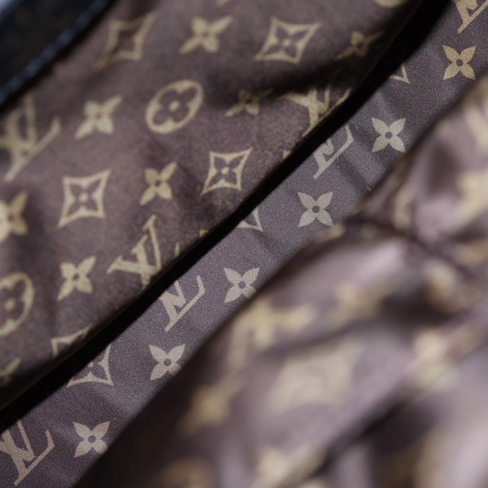 LOUIS VUITTON(ルイヴィトン) LVピロー オンザゴーGM M59005 レディース