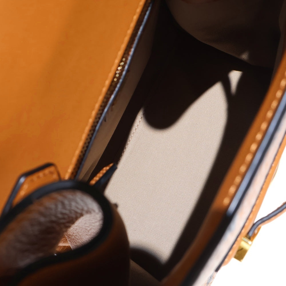 MCM(エム シー エム) ヴィセトス レザーミックス バックパック キャメル レザー レディース
