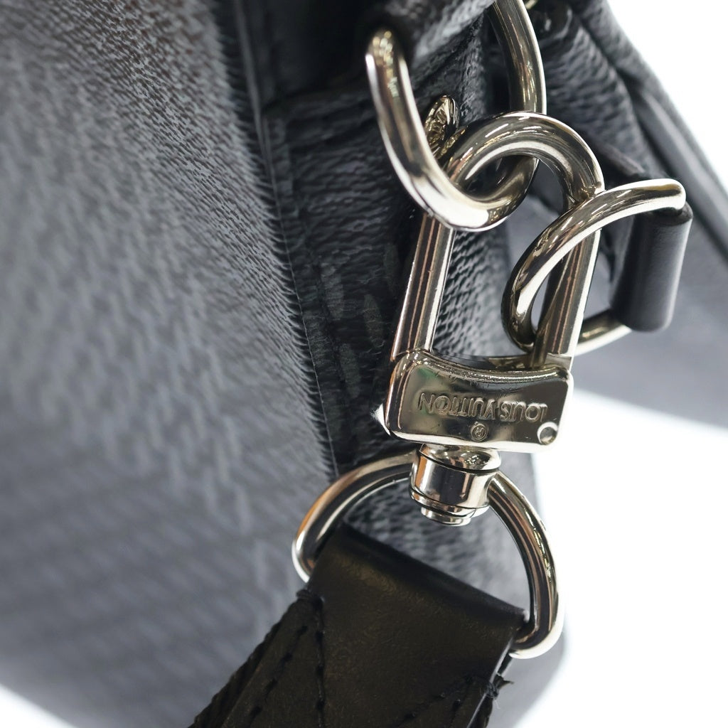 LOUIS VUITTON(ルイヴィトン) ダミエグラフィット トリオメッセンジャーバッグ ショルダーバッグ ブラック ノワール PVC N50017 シルバー金具 レディース