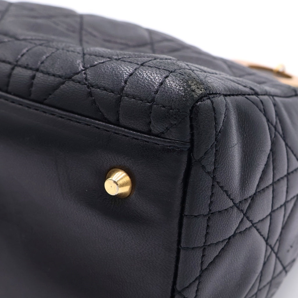 Christian Dior(クリスチャンディオール) レディディオール ミディアム キルティングバッグ ハンドバッグ ブラック レザー ゴールド金具 レディース