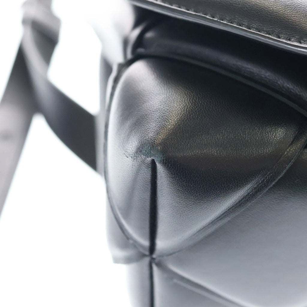 BOTTEGA VENETA(ボッテガヴェネタ) マキシイントレチャート トップハンドルショルダーバッグ ブラック レザー シルバー金具 レディース