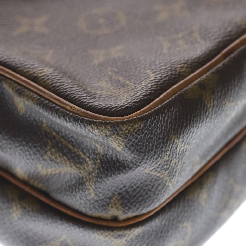 LOUIS VUITTON(ルイヴィトン) モノグラム ミニアマゾン ショルダーバッグ ミニバッグ ブラウン レザー×PVC M45238 ゴールド金具 レディース