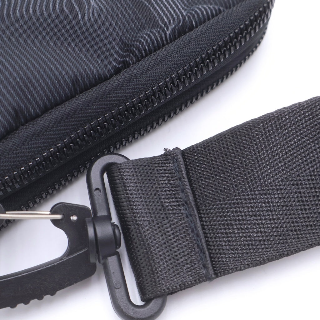 LOUIS VUITTON(ルイヴィトン) ダブルフォンポーチ 3Dモノグラム ナイロン ショルダーバッグ M80141 ブラック レディース