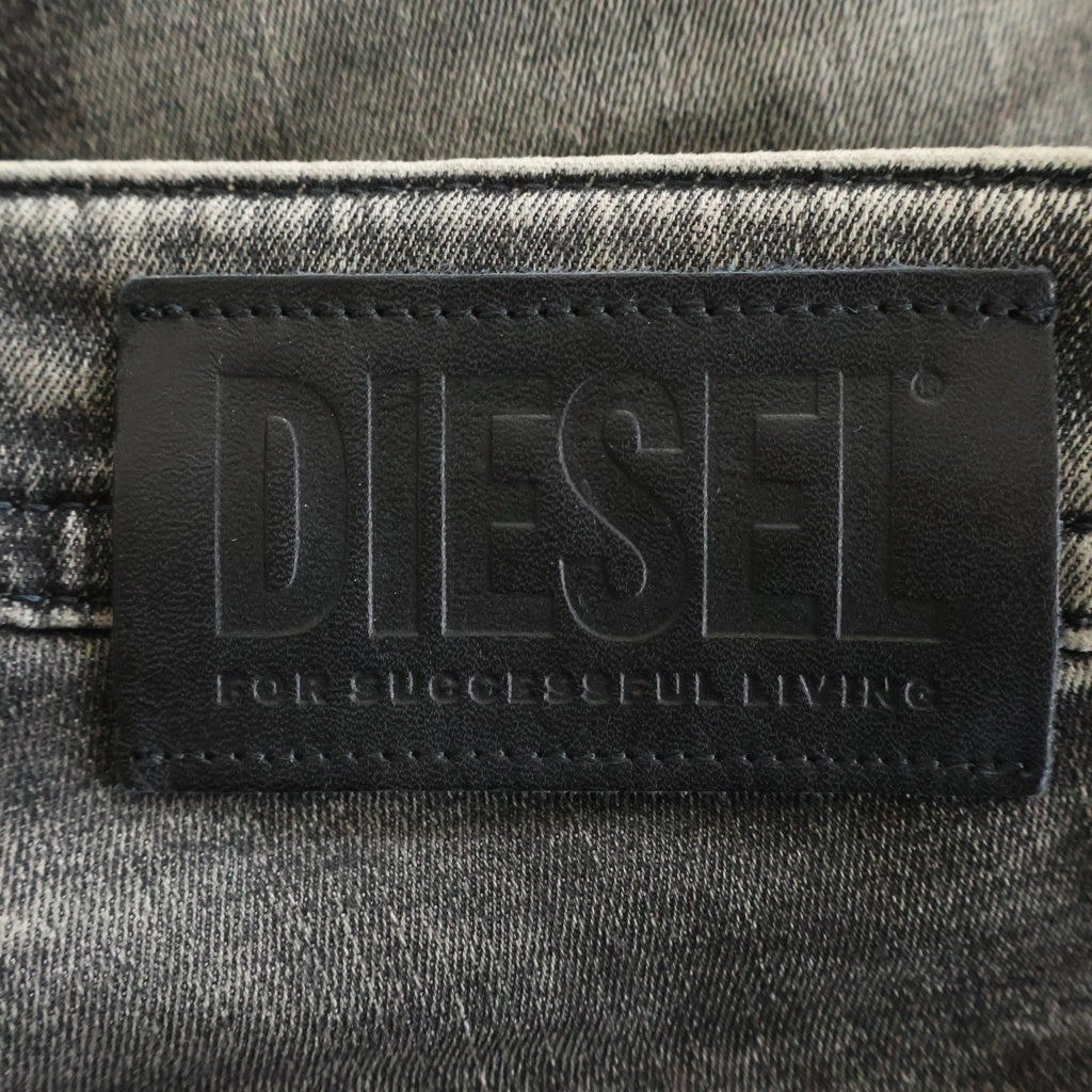 DIESEL(ディーゼル) THOMMER-T JOGG JEANS ジョグジーンズ ダメージ加工デニムパンツ グレー 00SE3D