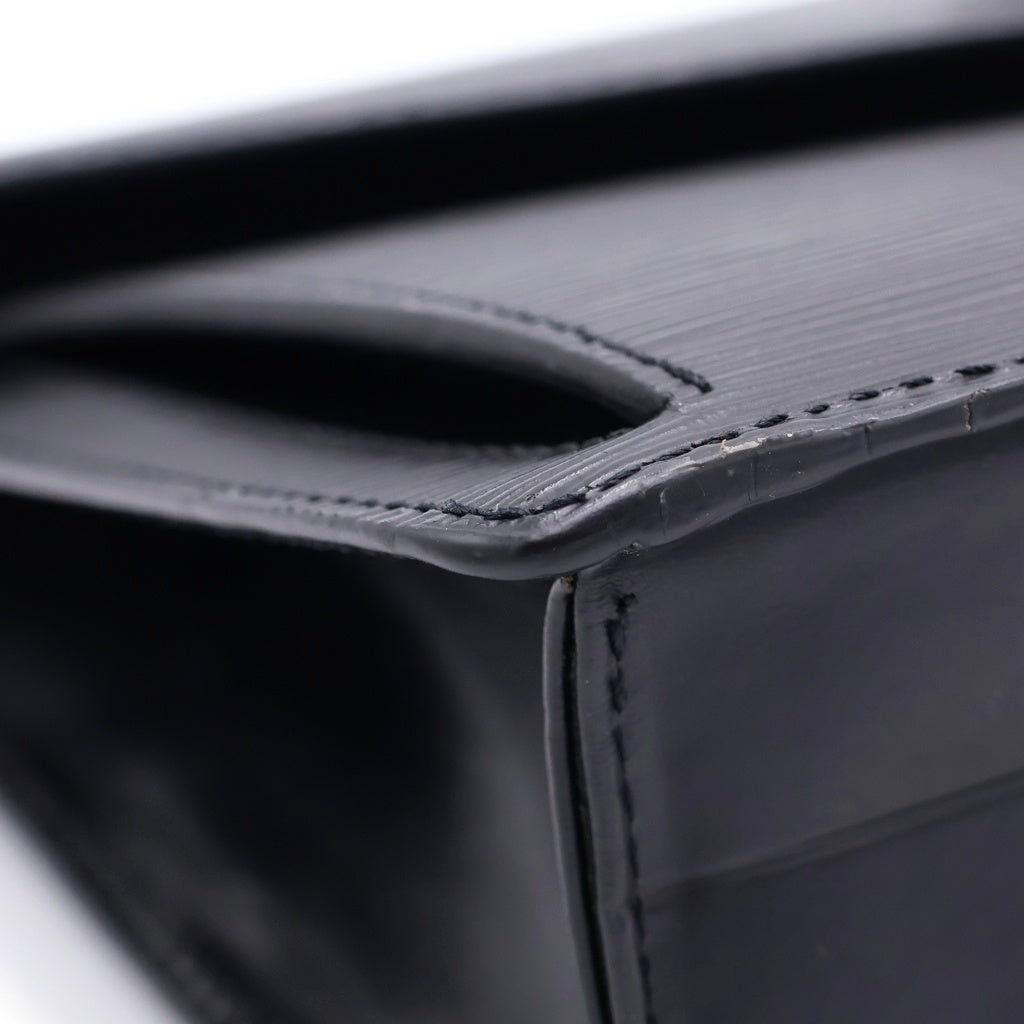 LOUIS VUITTON(ルイヴィトン) エピ ポシェット セリエドラゴンヌ セカンドバッグ クラッチバッグ ブラック レザー M52612 ゴールド金具