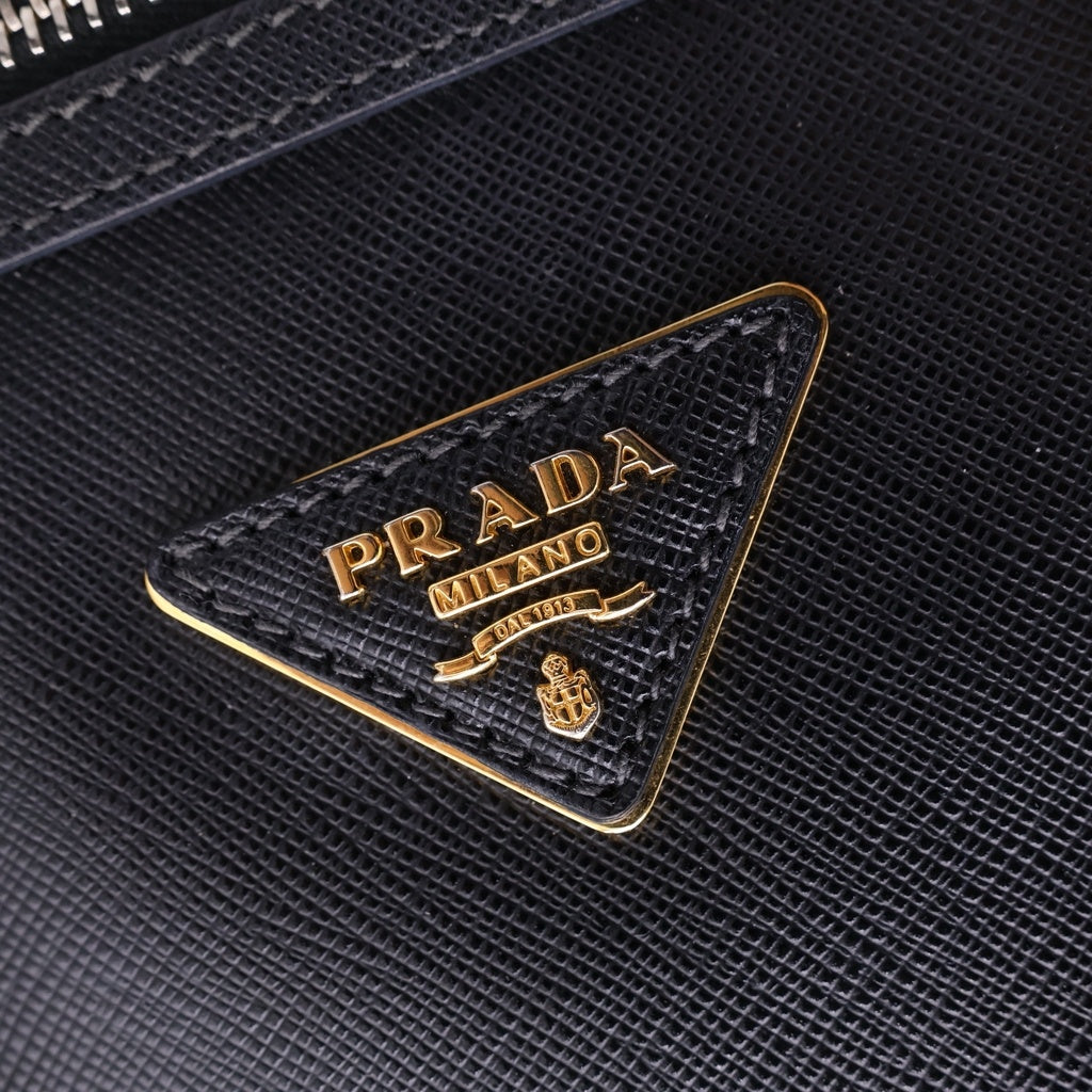 PRADA(プラダ) サフィアーノ 2WAYショルダーバッグ ハンドバッグ ボストンバッグ ブラック レザー BL0797 ゴールド金具 レディース