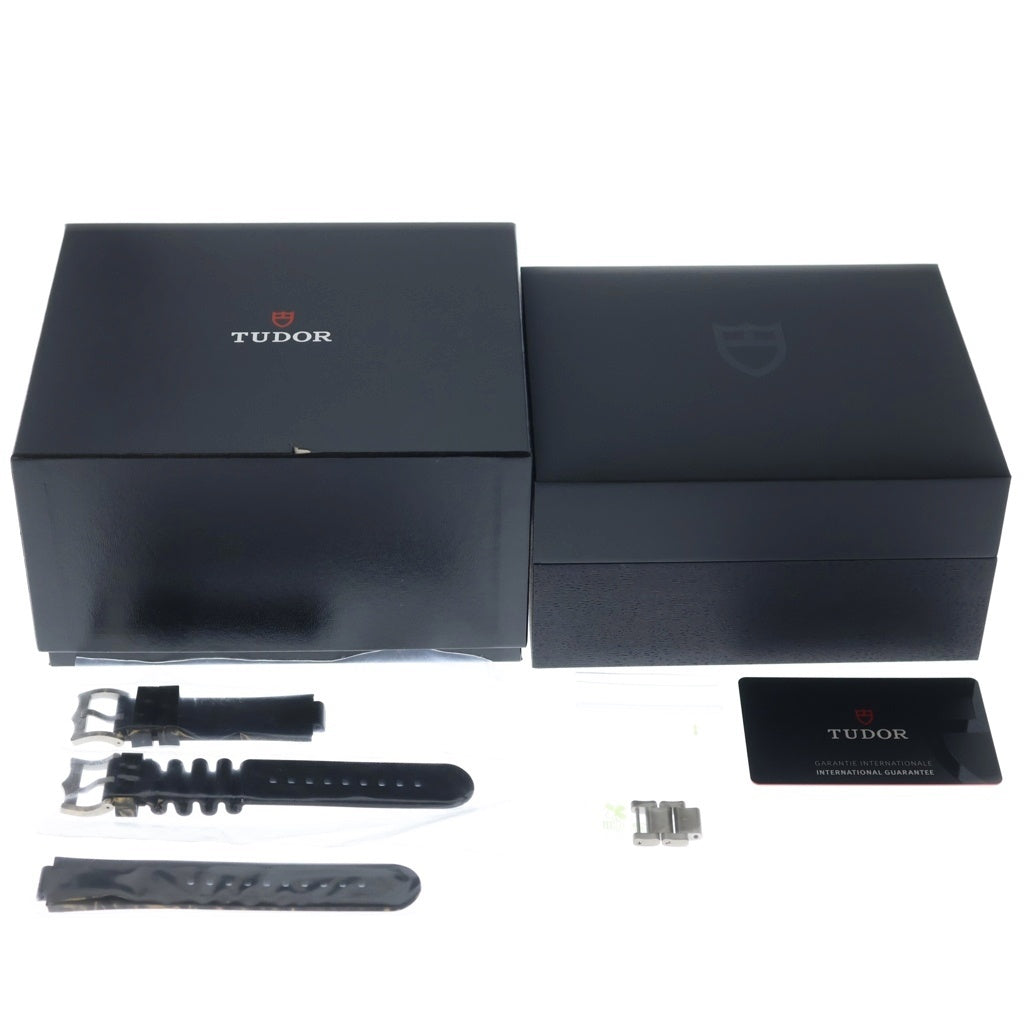 TUDOR(チュードル) ぺラゴス デイト 黒文字盤 自動巻き 腕時計 シルバー/ブラック 25600TN