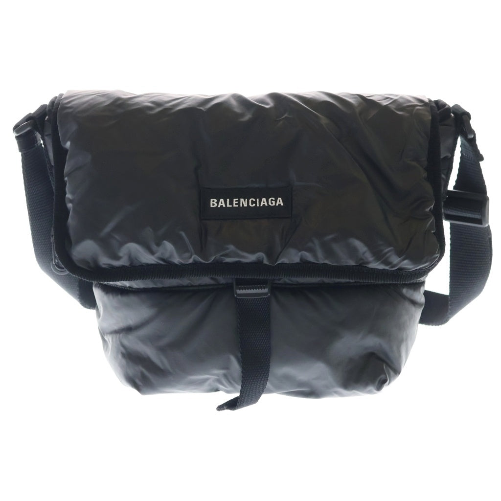BALENCIAGA(バレンシアガ) エクスプローラー メッセンジャーバッグ ショルダーバッグ ブラック ナイロン 620259 ブラック金具 レディース