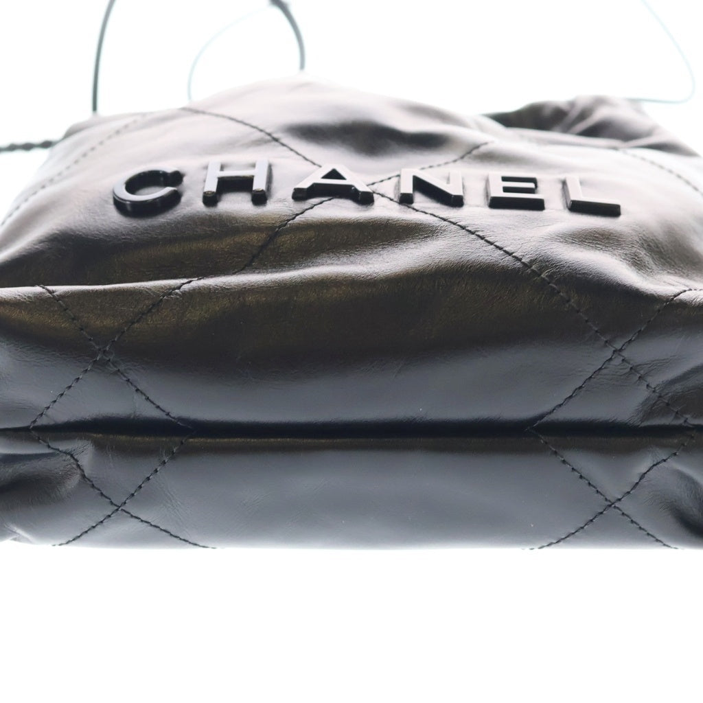 CHANEL(シャネル) シャネル22 ミニ シャイニーカーフスキン レザー ソーブラック チェーン ショルダーバッグ ブラック プレート レディース