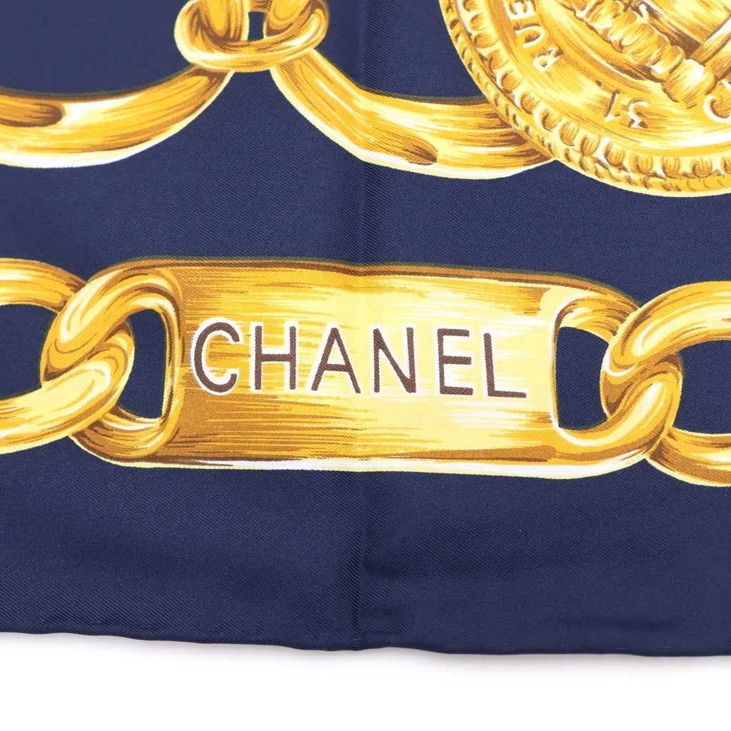 CHANEL(シャネル) カンボンライン チェーンベルト柄 ヴィンテージ シルク スカーフ ネイビー/ゴールド レディース