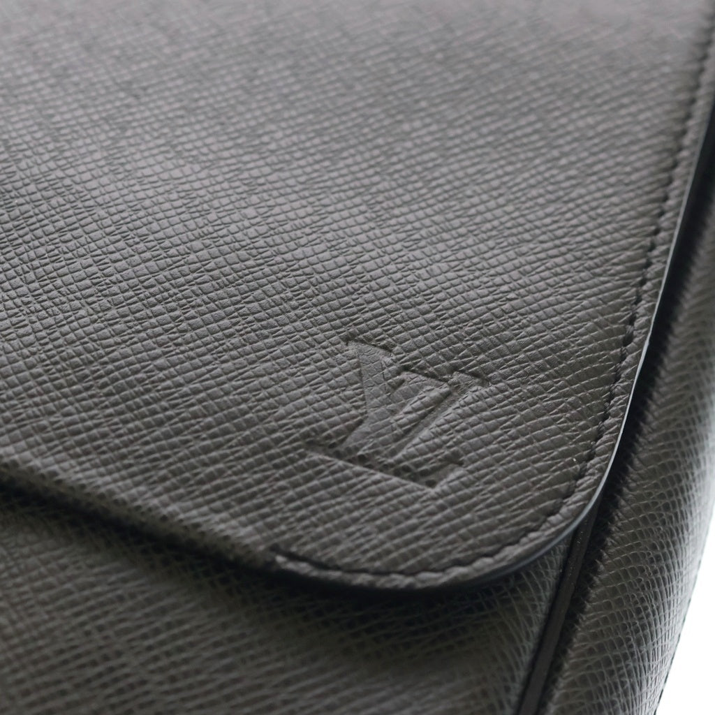 LOUIS VUITTON(ルイヴィトン) タイガ ロマンPM アルドワーズ レザー ショルダーバッグ ブラック M30619