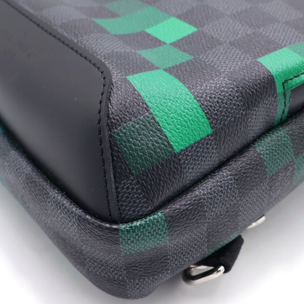 LOUIS VUITTON(ルイヴィトン) ダミエ グラフィット ピクセル アヴェニュー スリングバッグ PVC レザー ショルダーバッグ ブラック/グリーン N40069