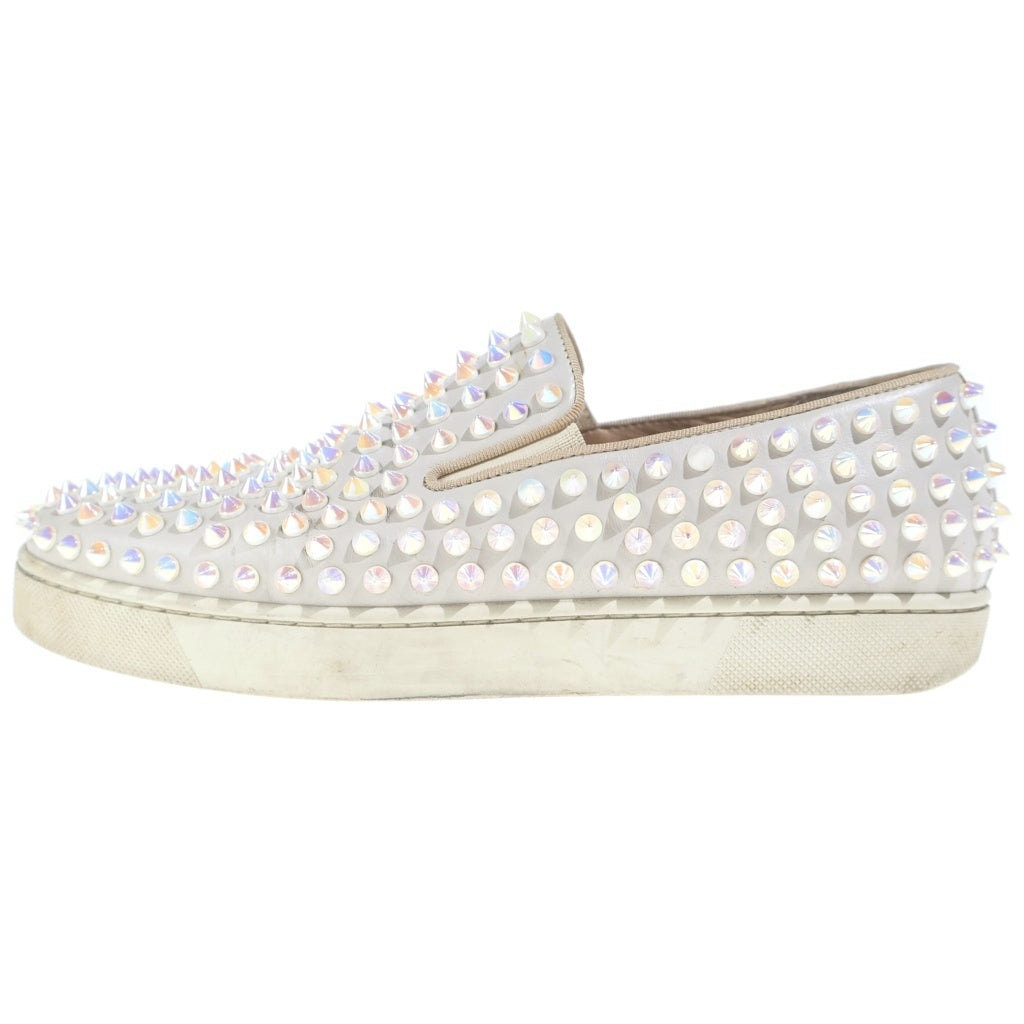 CHRISTIAN LOUBOUTIN(クリスチャンルブタン) スパイクスタッズ レザー スリッポン ローカットシューズ スニーカー アイボリー レディース