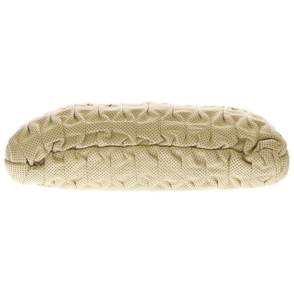 CHANEL(シャネル) ココマーク パンチング クラッチバッグ がま口バッグ アイボリー レザー シルバー金具 レディース