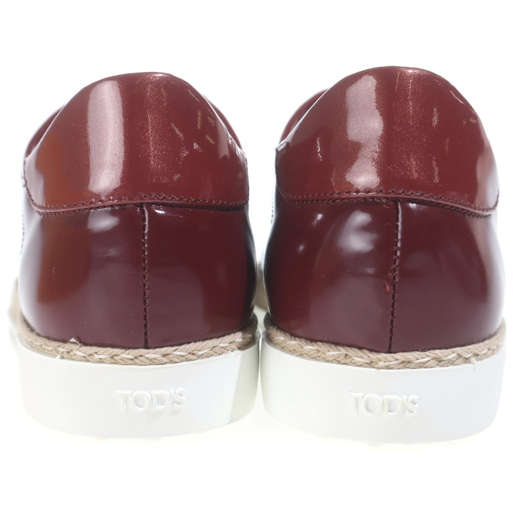 TOD'S(トッズ) パテント レザースニーカー ローカットシューズ エナメル バーガンディー XXW0JL0D8ZCL1M814 レディース