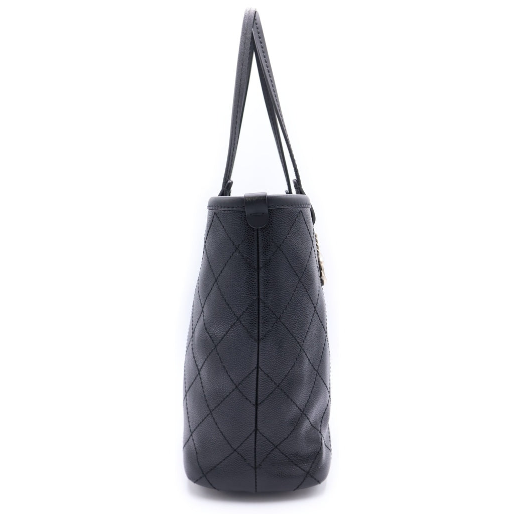 CHANEL(シャネル) オンザロード トートバッグ ハンドバッグ ブラック キャビアスキン シルバー金具 レディース