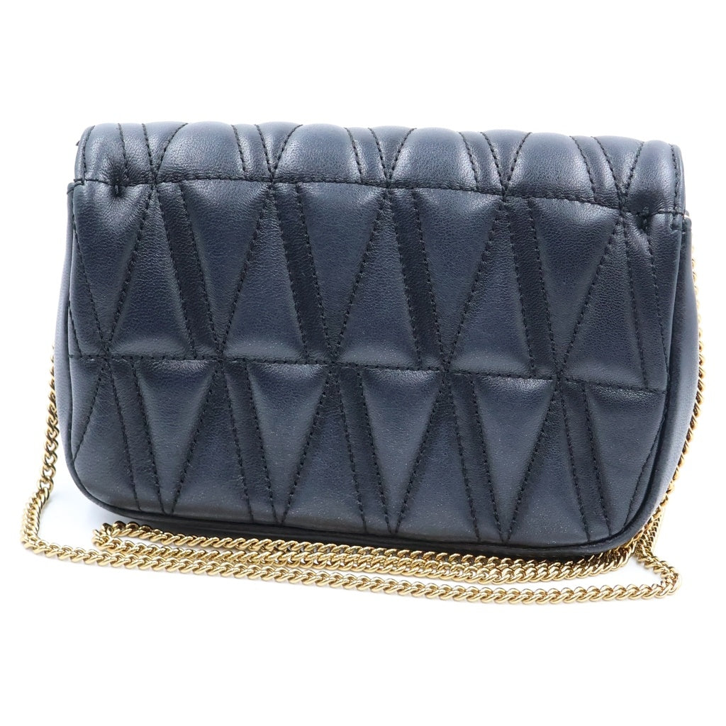 VERSACE(ヴェルサーチ) ヴィルトゥス Vロゴプレート キルティング ラムスキン レザー チェーンショルダーバッグ ゴールド金具 ブラック レディース