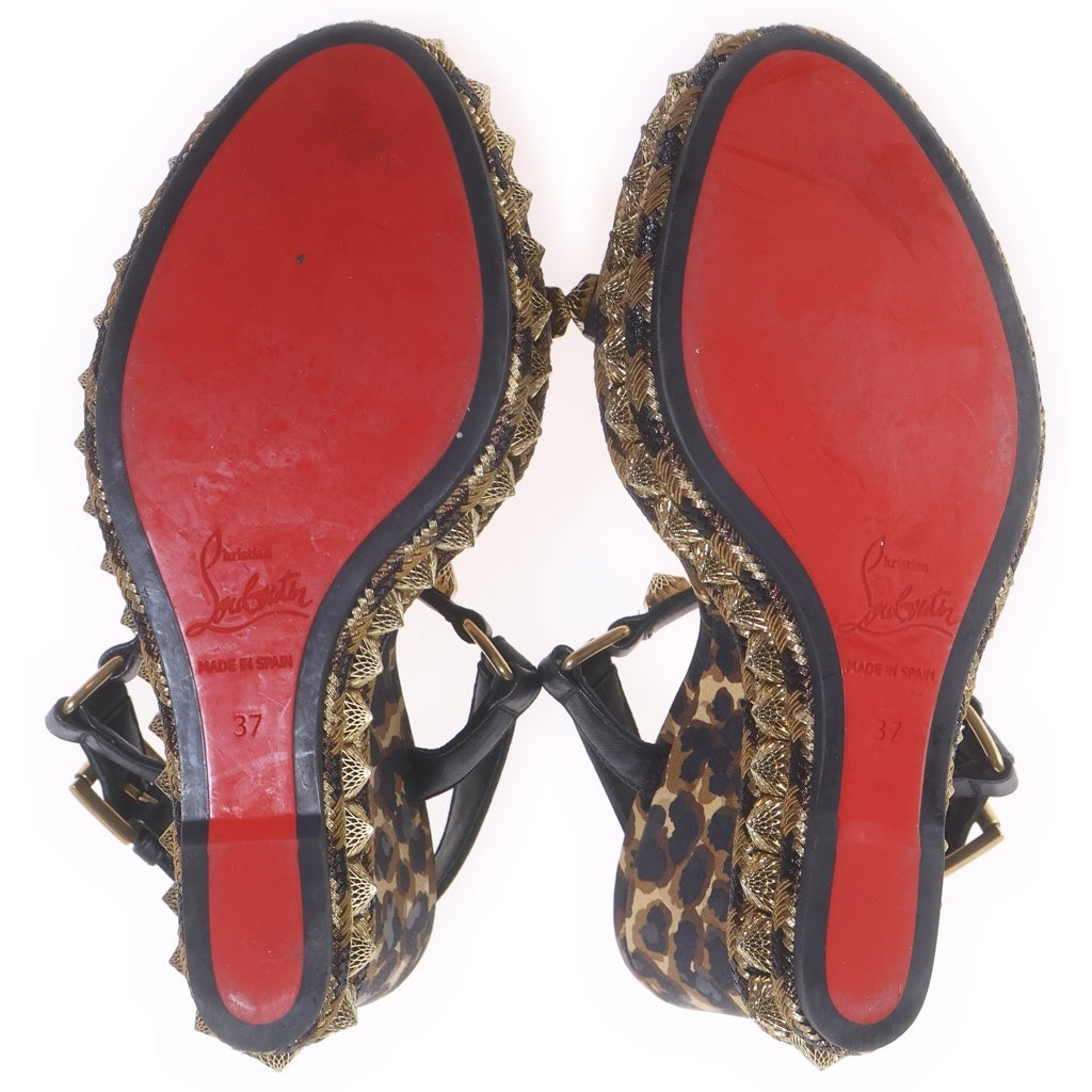 CHRISTIAN LOUBOUTIN(クリスチャンルブタン) スタッズ ウェッジ厚底サンダル ゴールド レディース