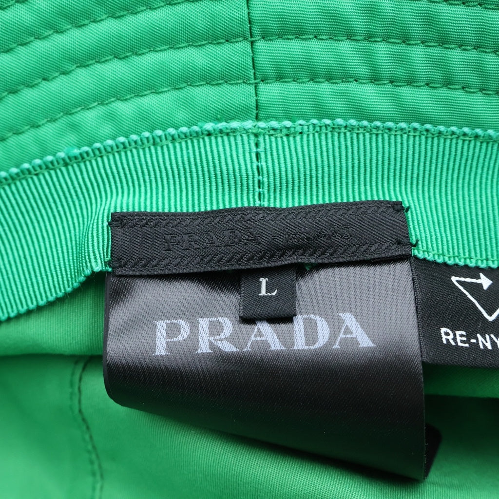 PRADA(プラダ) Re-Nylon トライアングルロゴ ナイロンバケットハット グリーン L 2HC137