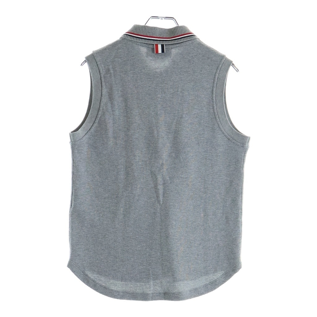 THOM BROWNE(トムブラウン) コットンワッフル ノースリーブ ボタンシャツ ベスト グレー FJS208A レディース