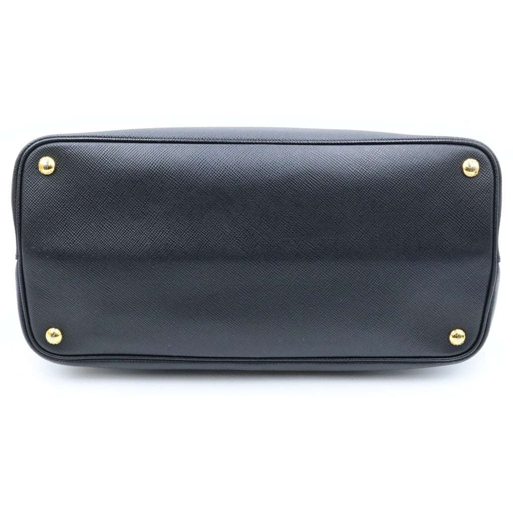 PRADA(プラダ) サフィアーノ キュイール トライアングルロゴプレート レザー 2WAY ハンド ショルダー トートバッグ ゴールド金具 ブラック B2756T レディース