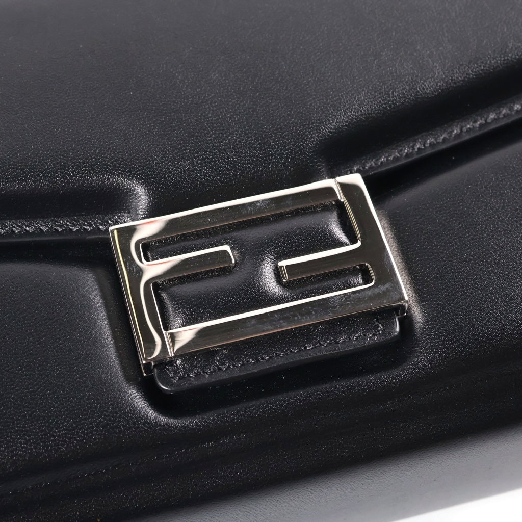 FENDI(フェンディ) バゲット ソフトトランク ショルダーバッグ ハンドバッグ 2WAY ブラック レザー 7VA565 レディース