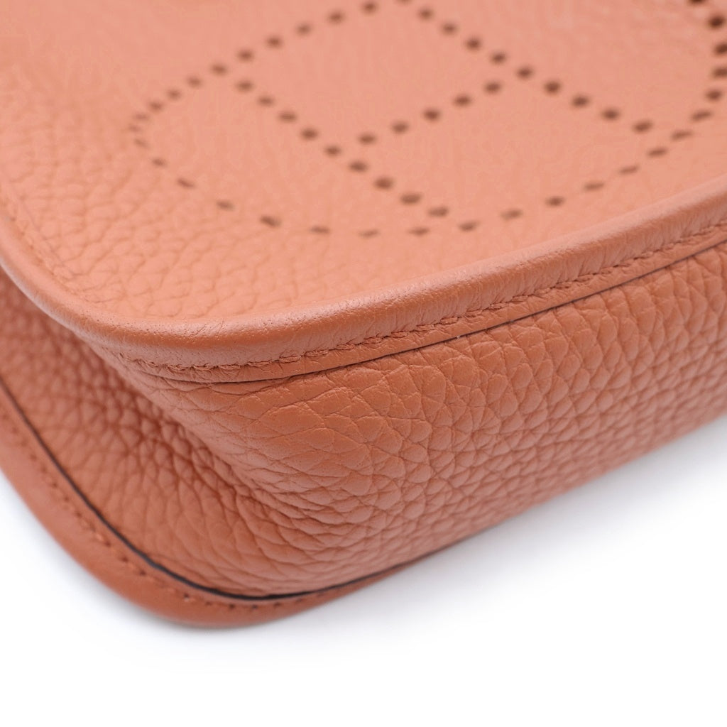 HERMES(エルメス) エブリンTPM トリヨンクレマンス シルバー金具 K刻印 ショルダーバッグ ゴールド レディース