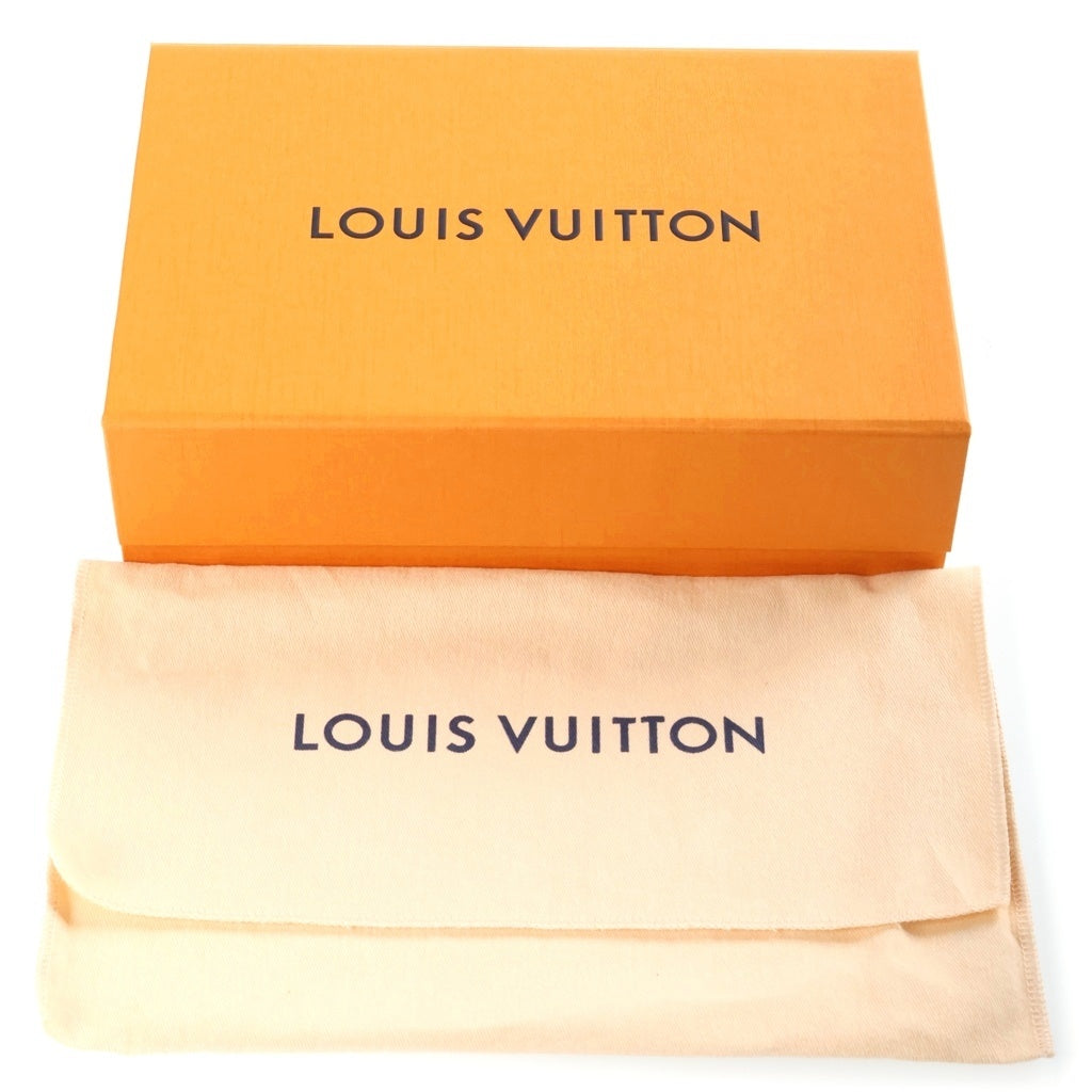 LOUIS VUITTON(ルイヴィトン) モノグラムシャドウ パルスウェアラブルウォレット ショルダーバッグ ブラック レザー M12636 レディース
