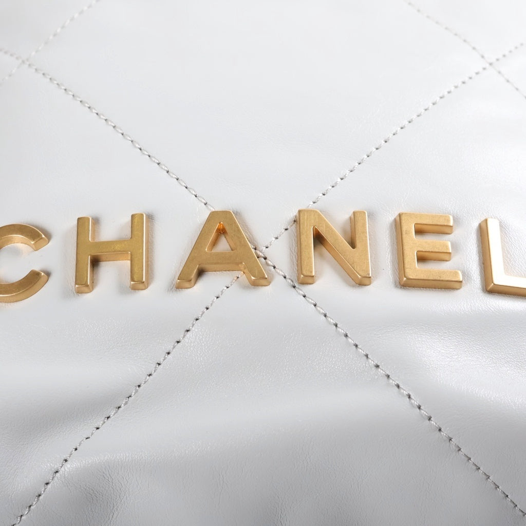 CHANEL(シャネル) シャネル22 ミニ ハンドバック チェーンショルダー 2way 巾着バッグ カーフスキン ゴールド金具 グレーブルー レディース